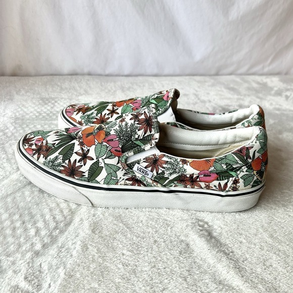 Vans Classic Slip-On Men's 10.5 Tropical Floral Canvas Sneakers Multicolor - Picture 2 of 6